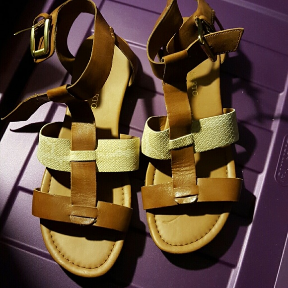 Cute Franco Sarto summer sandals