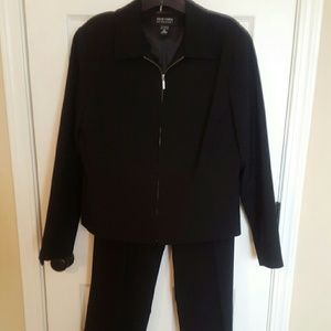 **ON HOLD until 4/11/16** NY&Co Jacket /Pants Suit