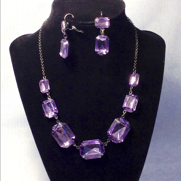 Faceted Purple Stone Necklace and Earrings - Picture 1 of 2