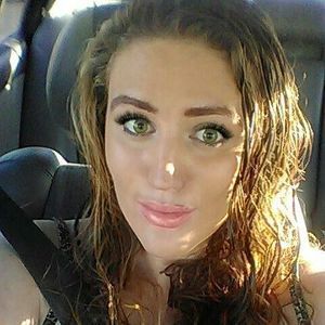 Meet your Posher, Corina