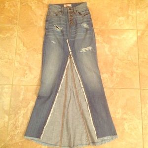 GUESS 1981 VINTAGE LONG DENIM SKIRT