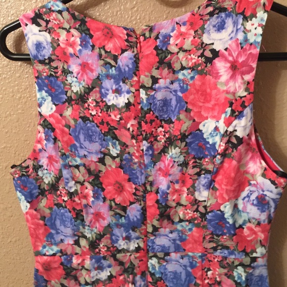 Brand new Forever 21 Mini dress - Picture 3 of 3
