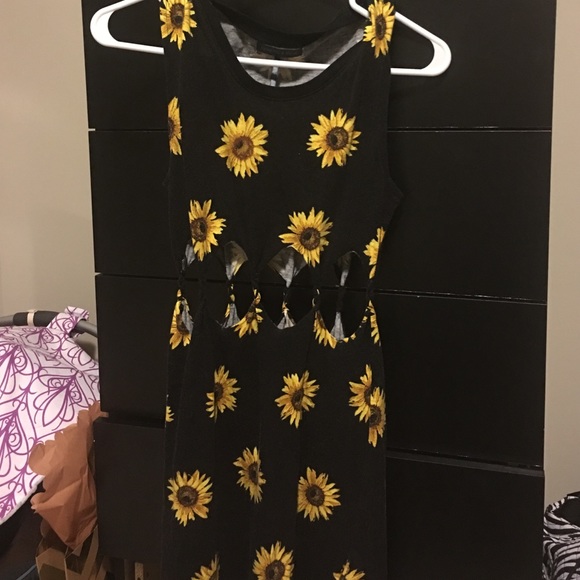 Cutout Sunflower mini dress