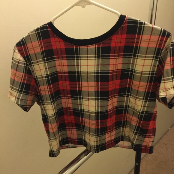 Forever 21 cropped plaid shirt