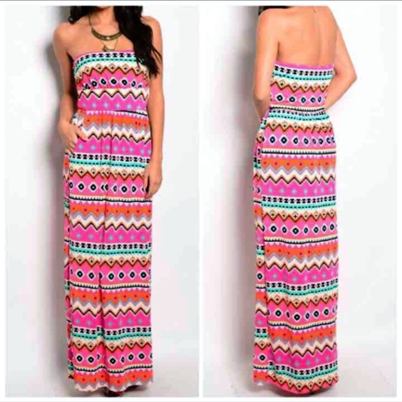 Boutique Dresses & Skirts - 24️⃣$12! Pink Print Strapless Maxi! NEW!