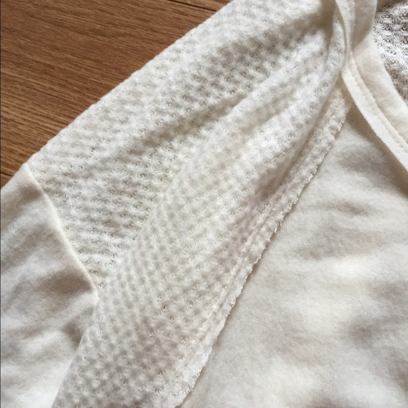 Ultra Soft Curved Hem Sweater Top - Picture 3 of 6