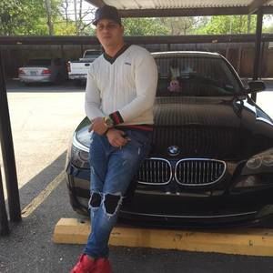 Meet your Posher, Pablo ernesto