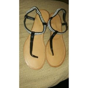 Size 7 tommy hilfiger sandals