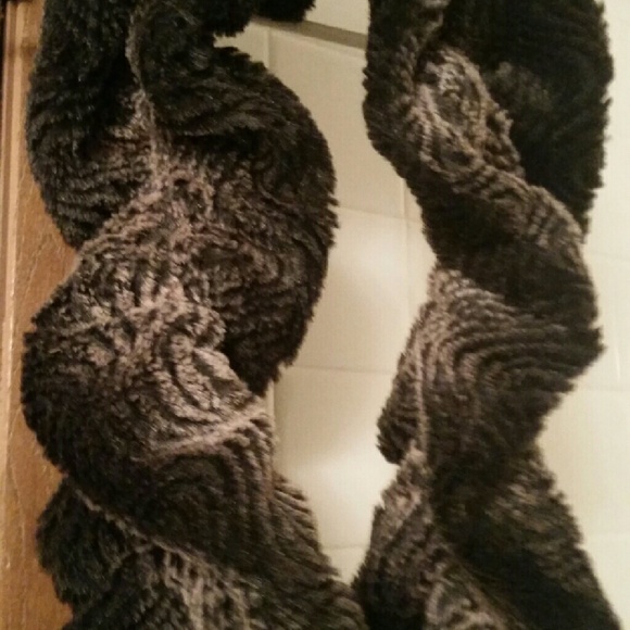 Super warm scarf