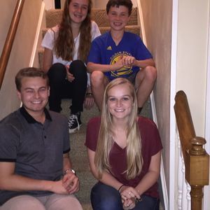 Meet your Posher, Kayla