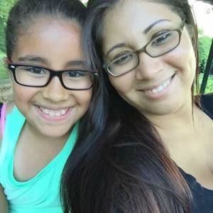 Meet your Posher, Elise