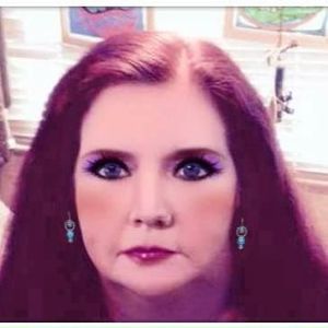 Meet your Posher, Janis