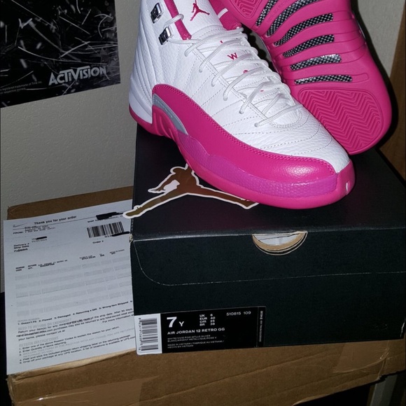 Pink 12s