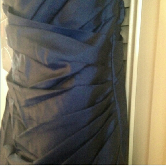 PROM DRESS!! - Picture 2 of 4