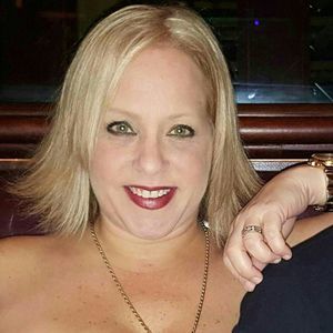 Meet your Posher, Alexandra