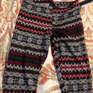 Black red & white tribal print leggings never worn