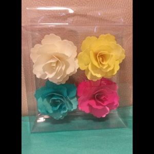 4pk wood decorative flower clips