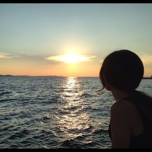 Meet your Posher, Victoria