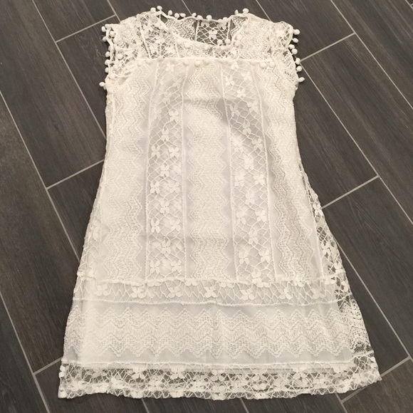 NWT White Summer Dress - Picture 3 of 3