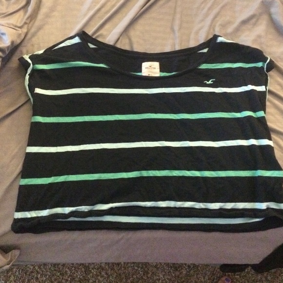 Hollister Teal, Navy, and Light Blue Crop Top