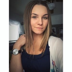 Meet your Posher, Emma