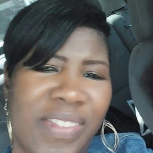 Meet your Posher, Carla