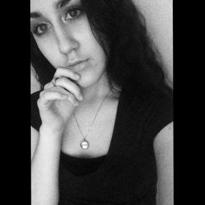 Meet your Posher, Karli