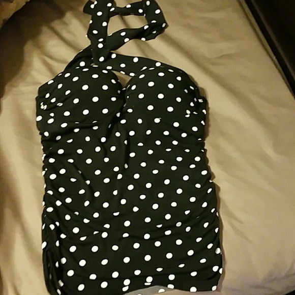 Very flattering VS bombshell shirt top