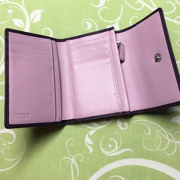 Coach Leather Wallet in Purple & Lilac