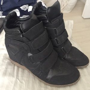 Betsey Johnson Sneaker Boot