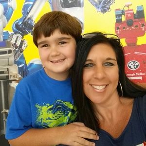 Meet your Posher, Julie