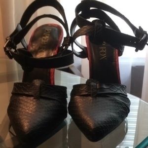 So Hot Black & Red High Heels