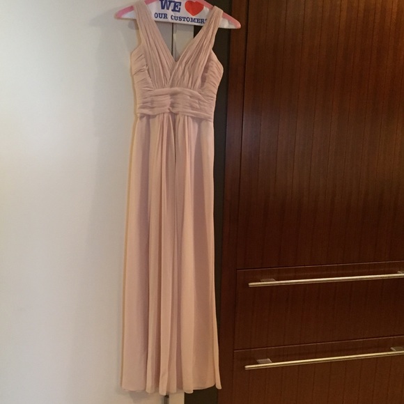 Monique Lhuillier Gown