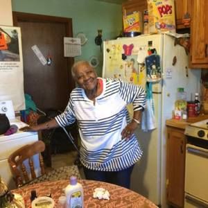 Meet your Posher, Monica