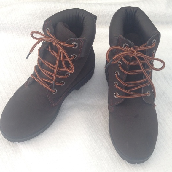 Brown ankle boots