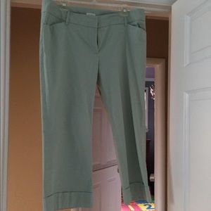 Halogen size 14 light mint green cropped capris