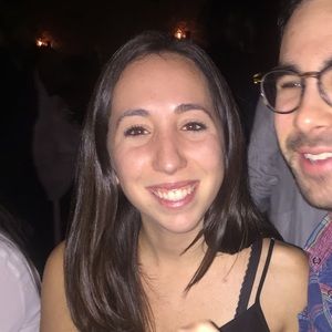 Meet your Posher, Dara