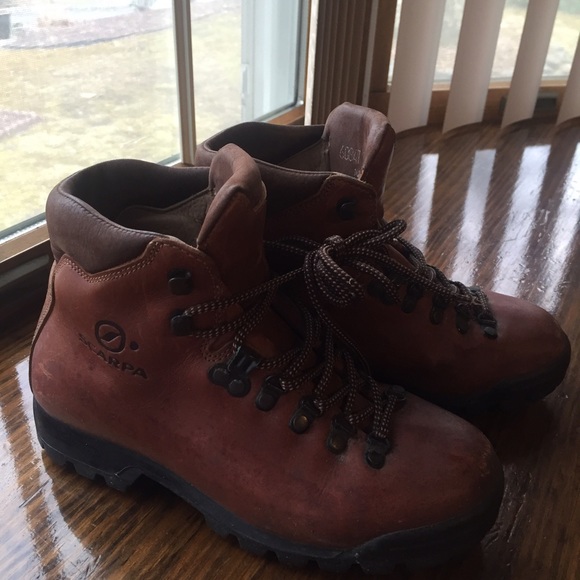 Leather boots