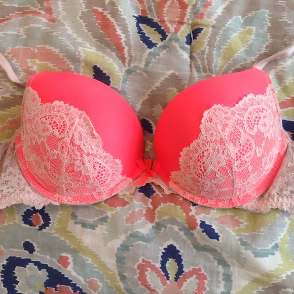 VS Bombshell Bra