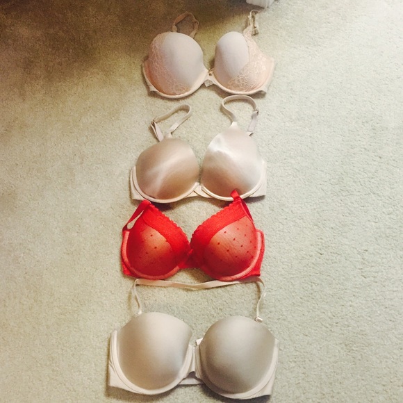 4 Bras Victoria Secretes & DKNY