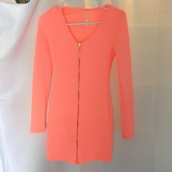 Vibrant dress for spring!! - Picture 1 of 2