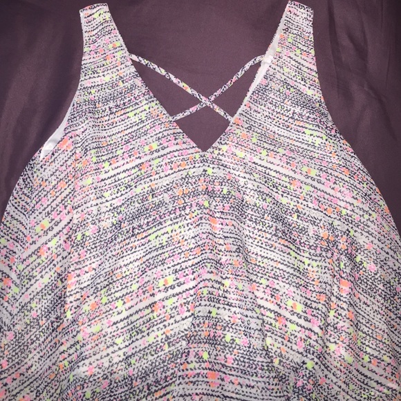 Printed tank top with back detail