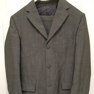 Rimeris Studio Men's Suit.