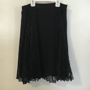 Black lace  pleated skirt