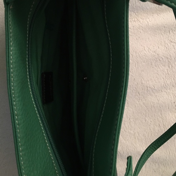 Purse - Picture 2 of 3