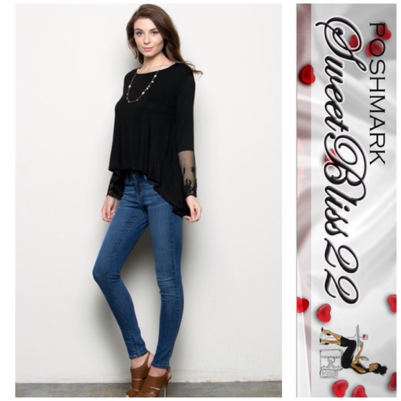 🌟Black Lace Sleeve Top🌟 - Picture 3 of 3