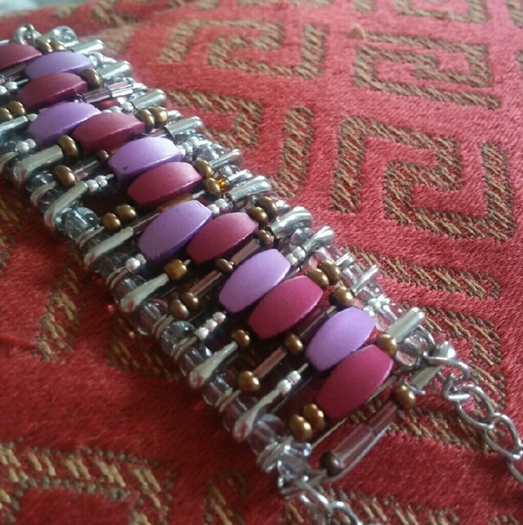 Handmade safety pin bracelet.. 😍 - Picture 3 of 4