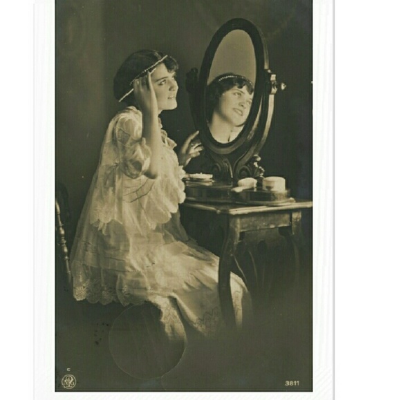 Meet your Posher, Roberta - Picture 3 of 4