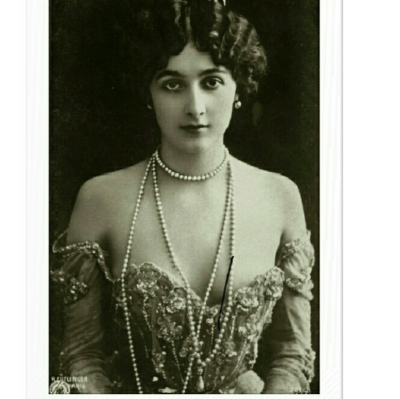 Meet your Posher, Roberta - Picture 4 of 4