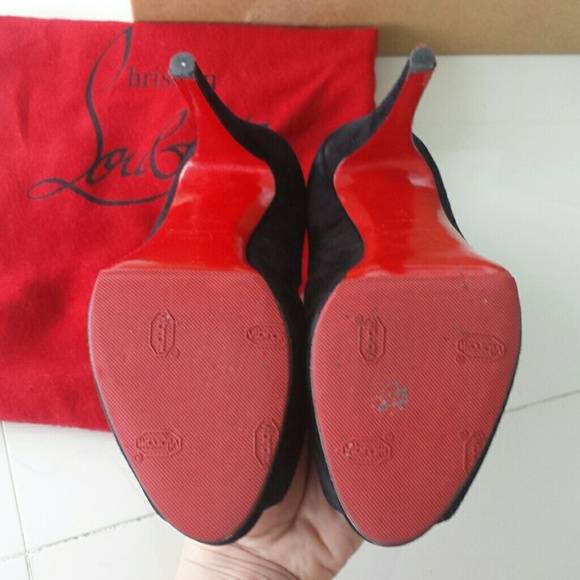 Christian Louboutin Pumps w/box - Picture 2 of 4